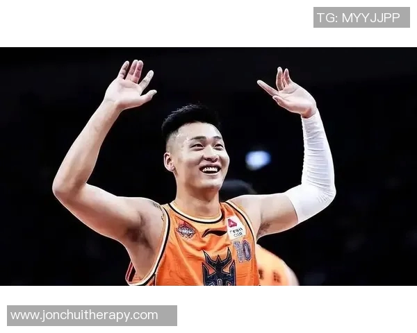 赵睿得分表现出色助力球队胜利展现个人实力与团队配合的完美结合