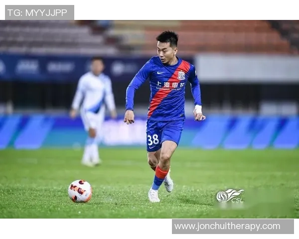 朱建荣精彩破门助力上海申花赢得关键胜利展现球队强大实力